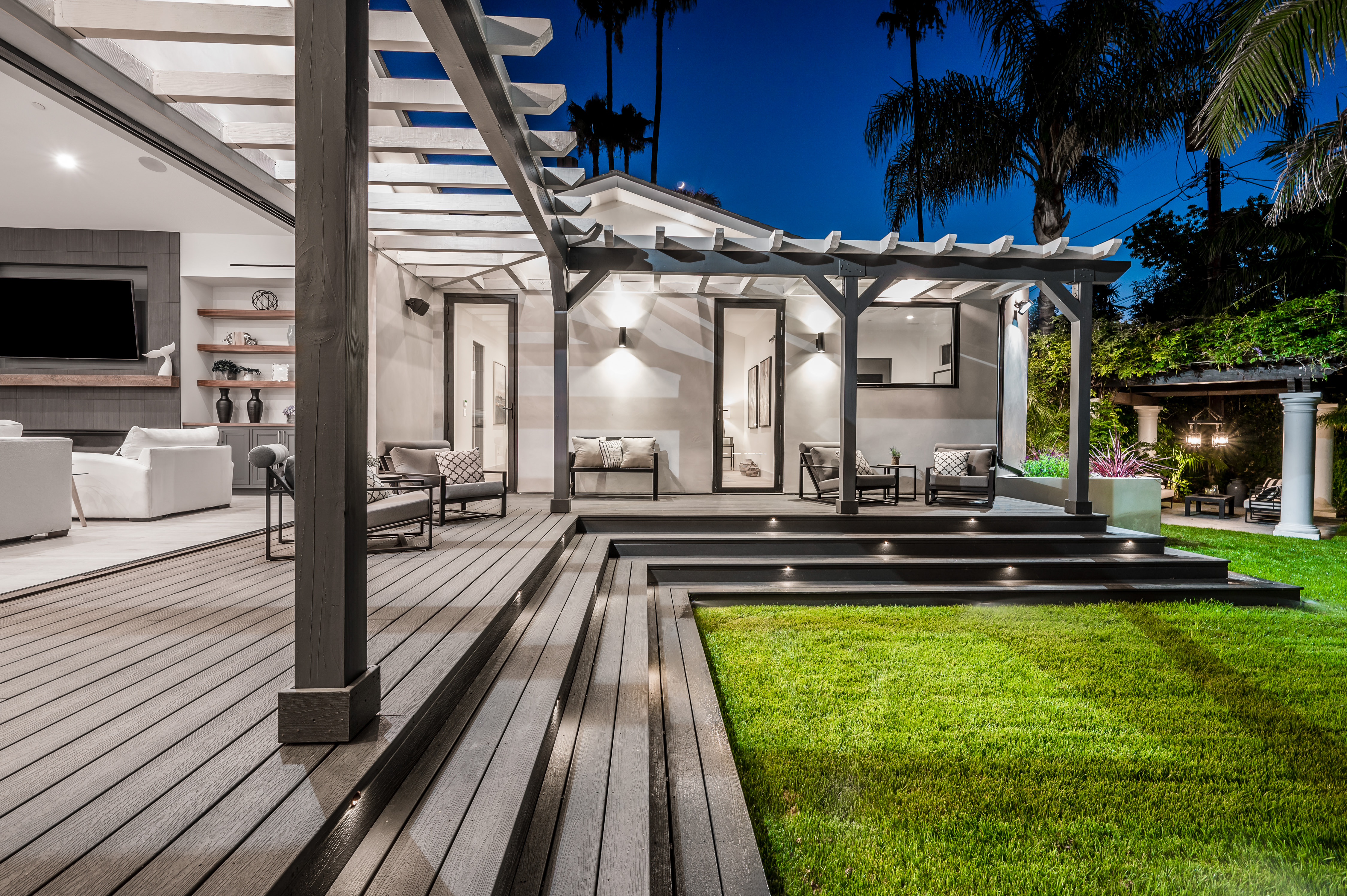 Modern Composite Multi-Level Deck